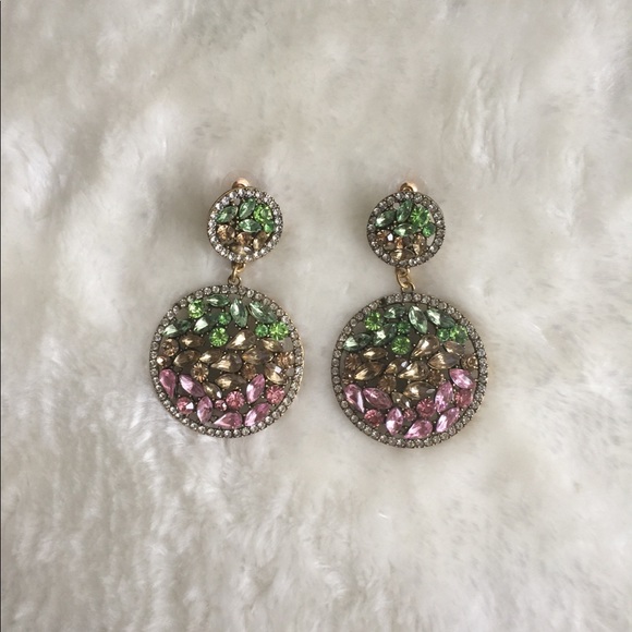 Esperance Engraved Rhinestones Earrings - Picture 3 of 7